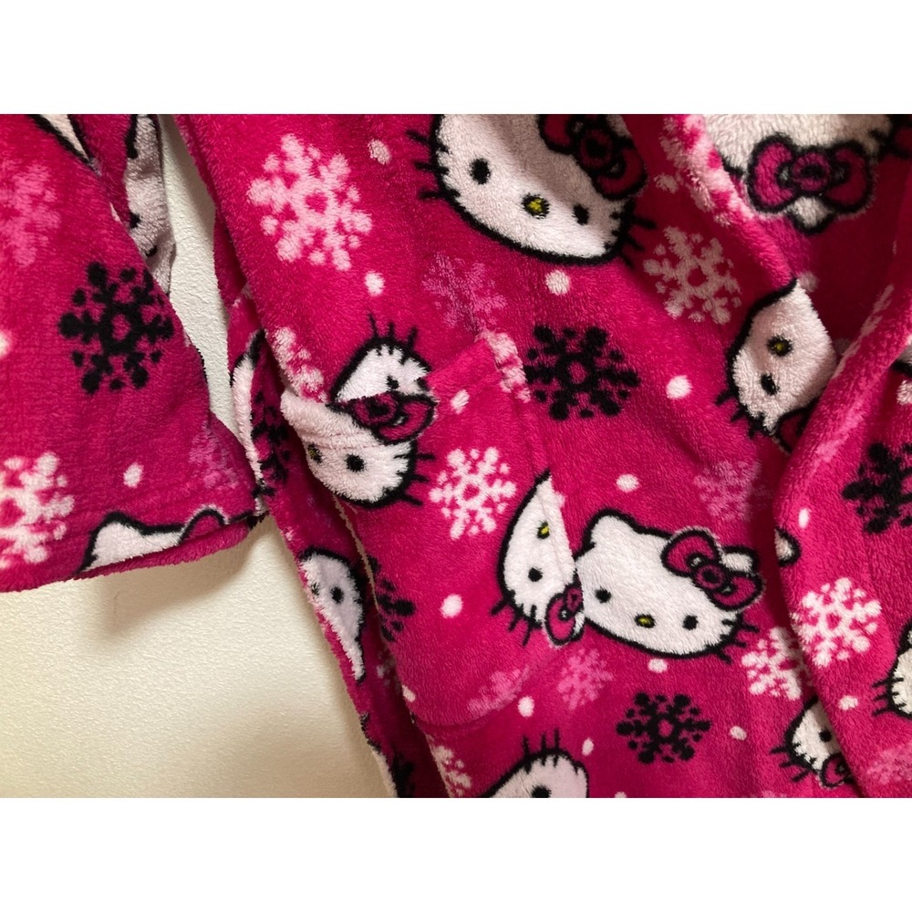 Hello Kitty Sanrio Pink Bathrobe Girls Size Small 2013 Belted Pockets Soft - Picture 2 of 10